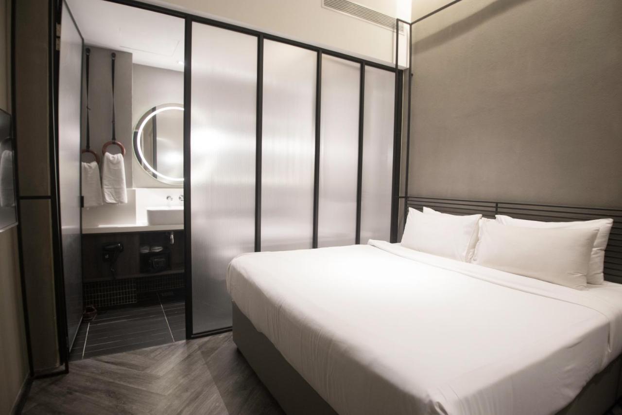Mov 3* Kuala Lumpur