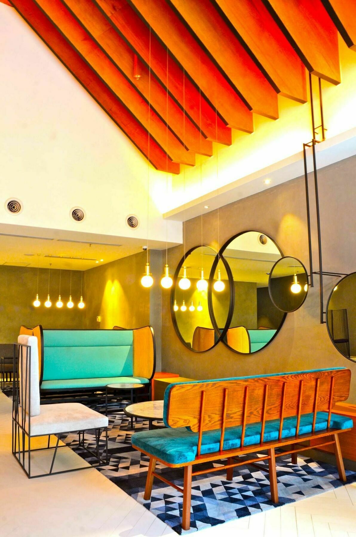 Mov Hotel
