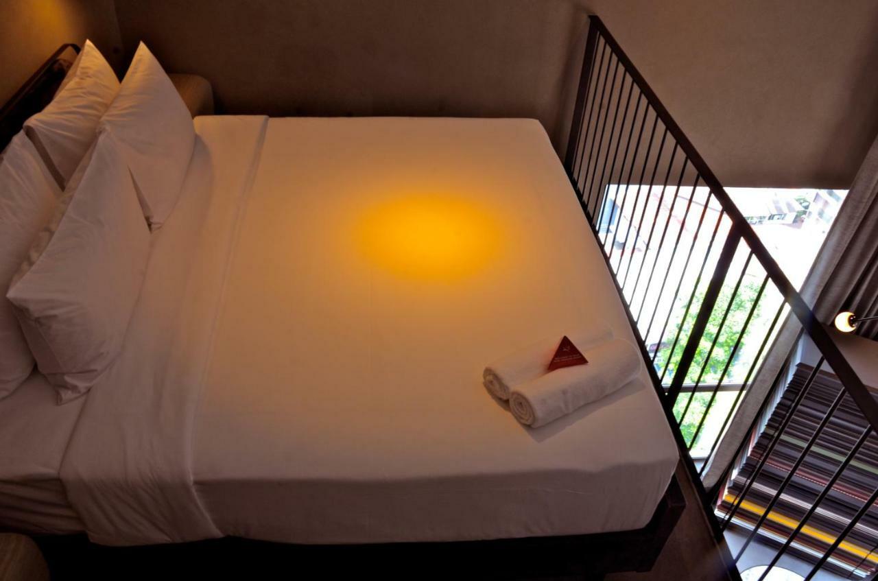 Mov Hotel